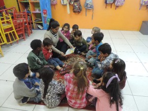 Hora do conto com a Educação Infantil  (Sala verde) 
